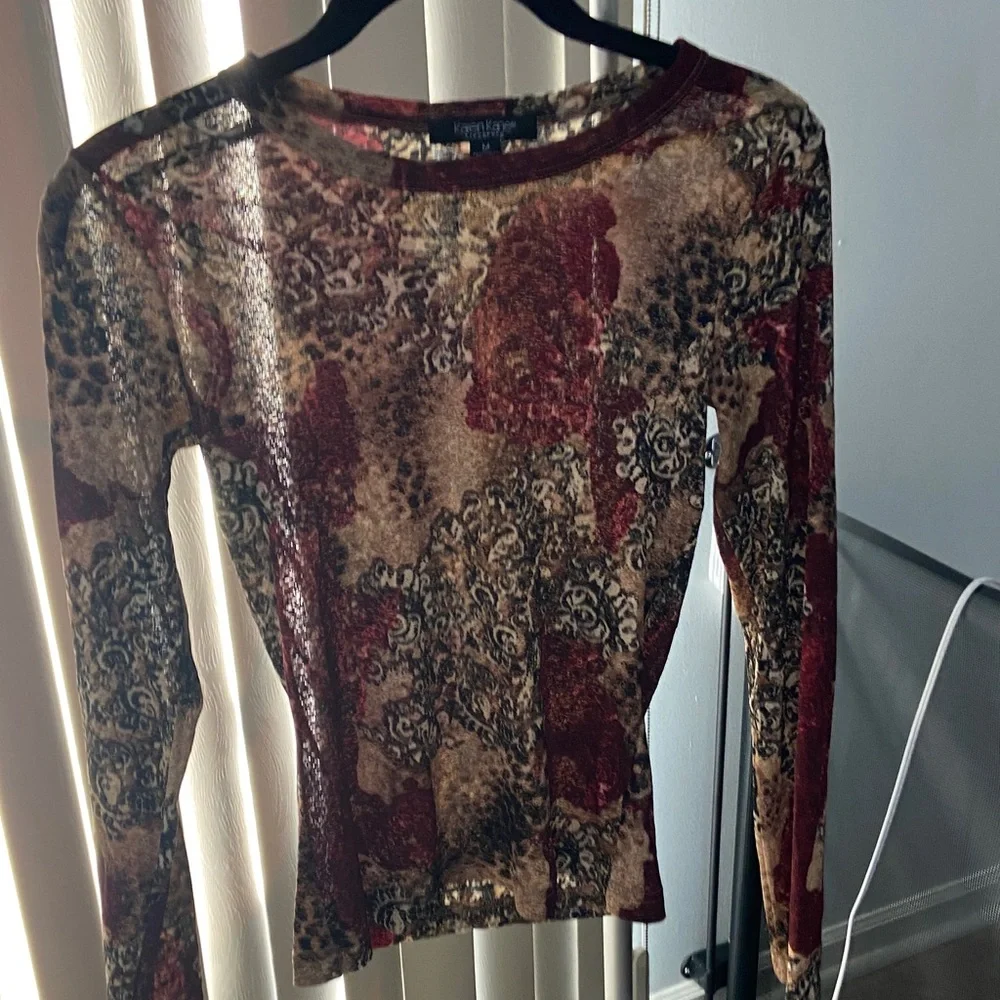 Karen Kane Red and Brown Patterned Long Sleeve Top - Picture 1 of 1